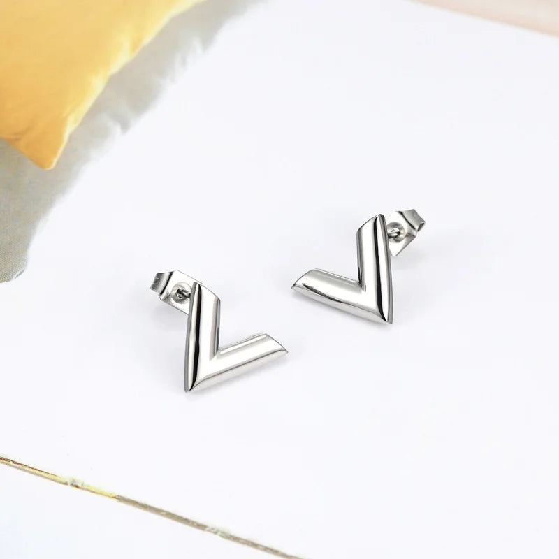 Boucles d'oreilles V