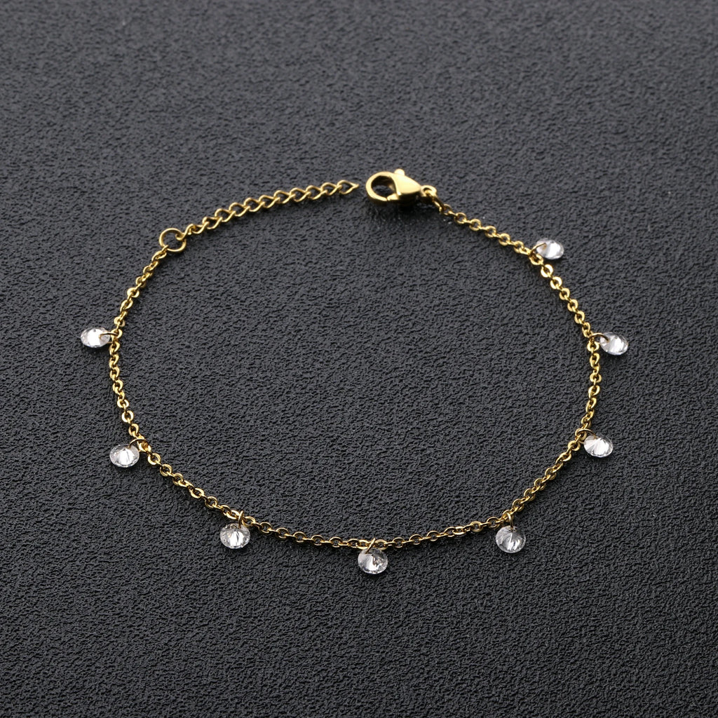 Éclat Éternel : Bracelet Charme en Acier Inoxydable et Zircons Cubiques
