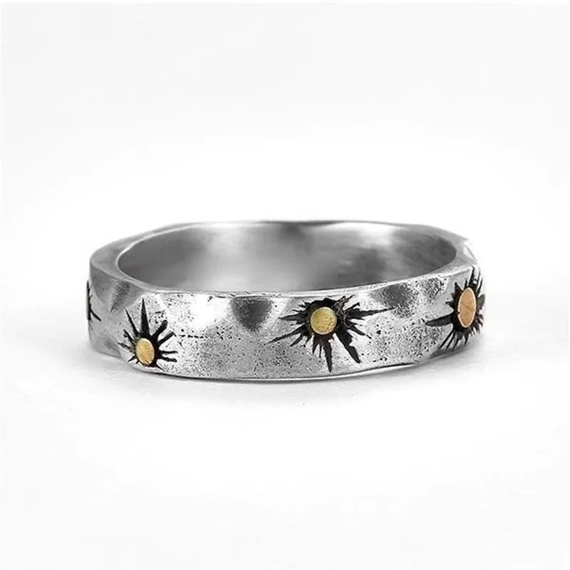 Bague Réglable EternalBond Collision Solaire - Alliance Homme en Or et Argent Vintage