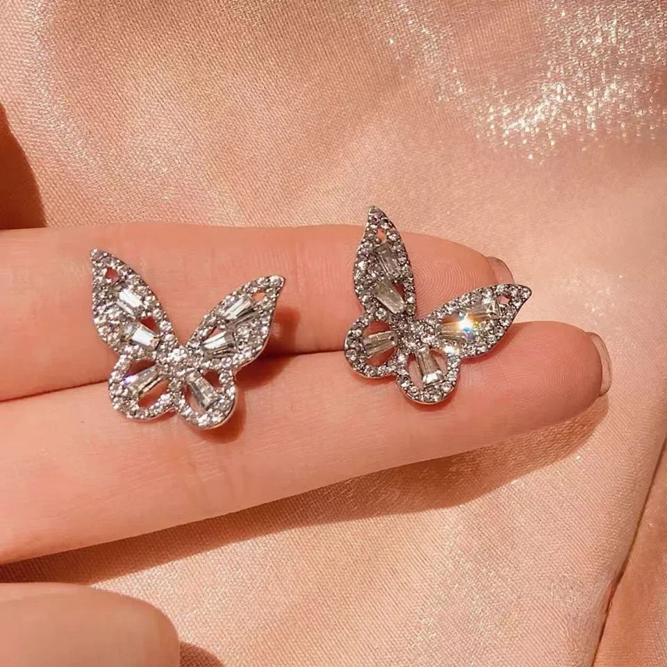 New Exaggeration Ocean Shell Texture Stud Earrings for Women Trendy Accessories Personalization Jewelry Earrings Daily Wear